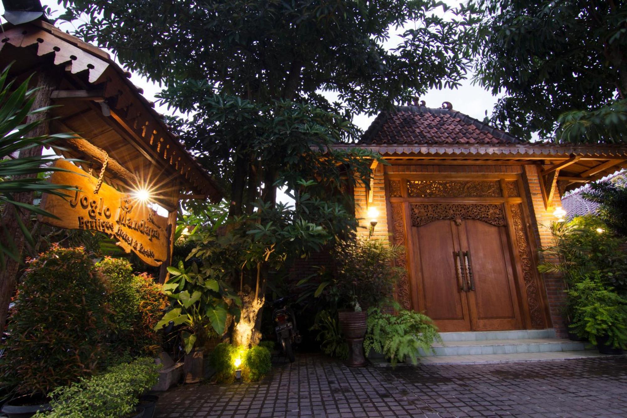 Joglo Mandapa Boutique Hotel Yogyakarta Exterior foto