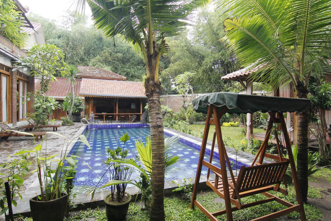 Joglo Mandapa Boutique Hotel Yogyakarta Exterior foto