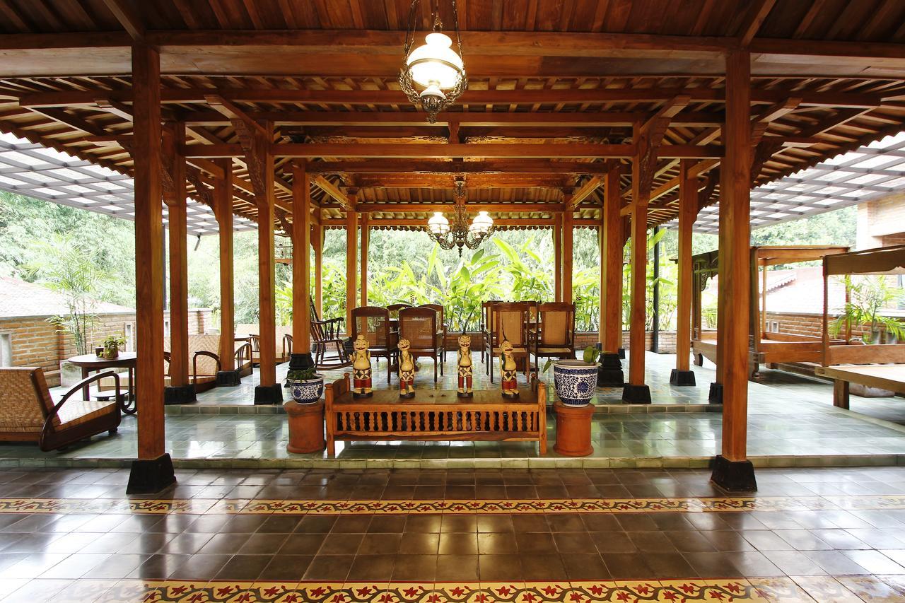 Joglo Mandapa Boutique Hotel Yogyakarta Exterior foto